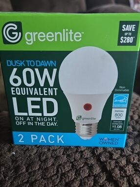 greenlite Dusk to Dawn 60W Equivalent LED Bulb - 2 Pack NIB